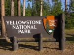 Yellowstone_Sign